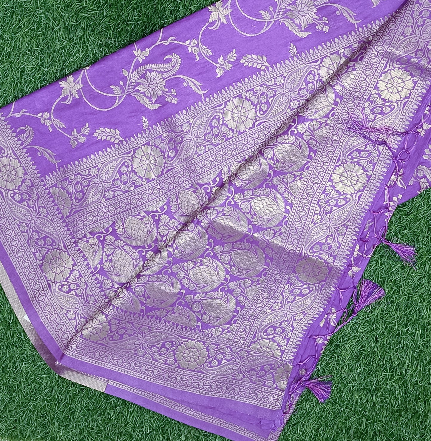 Lavender Jaal Kathan Banarasi saree