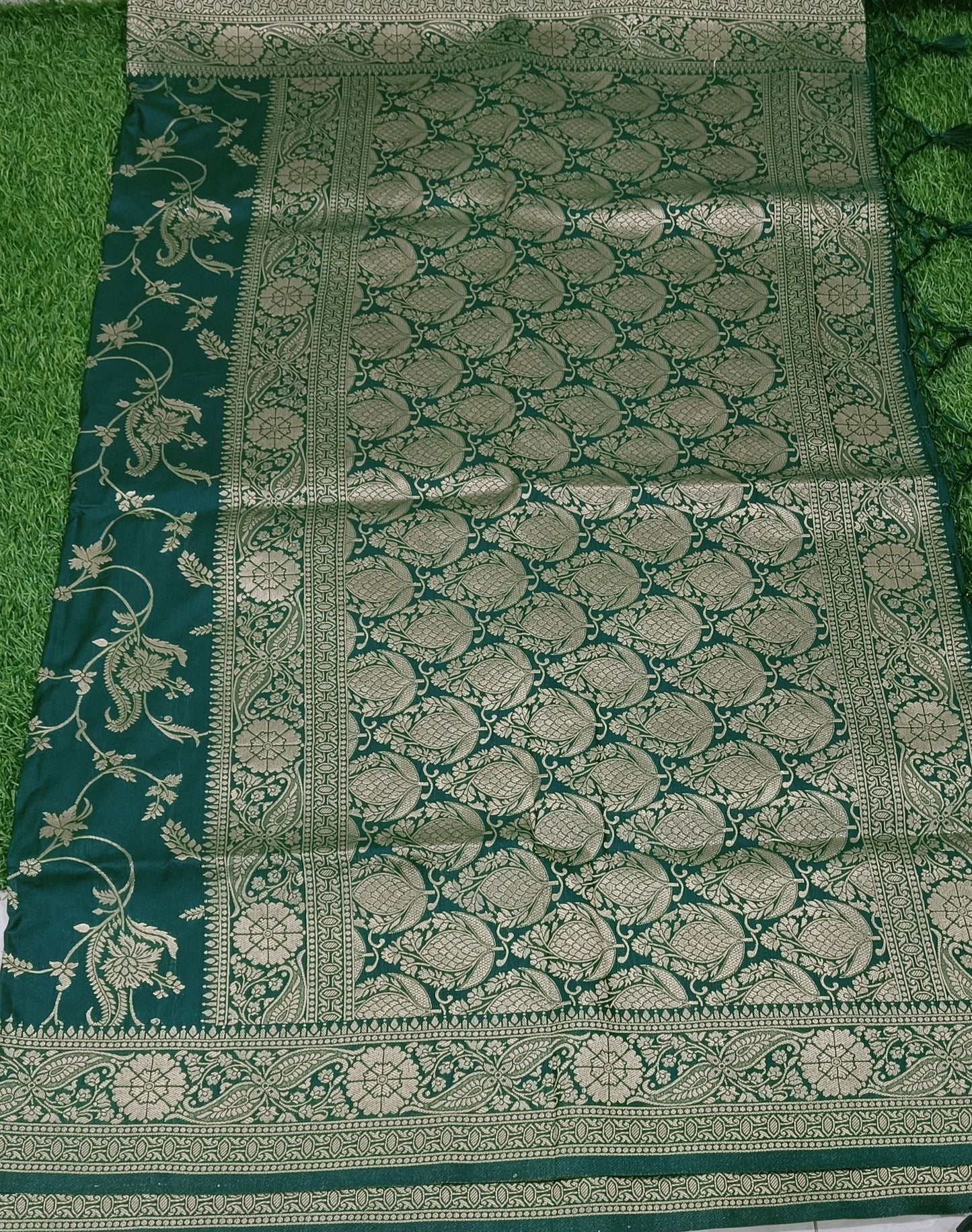 Green Jaal Kathan Banarasi saree